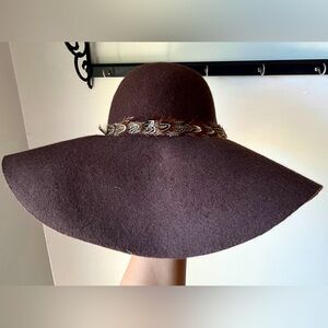 Olive & Pique Chocolate Brown Wool Felt Floppy Hat | Women’s | Feather Band